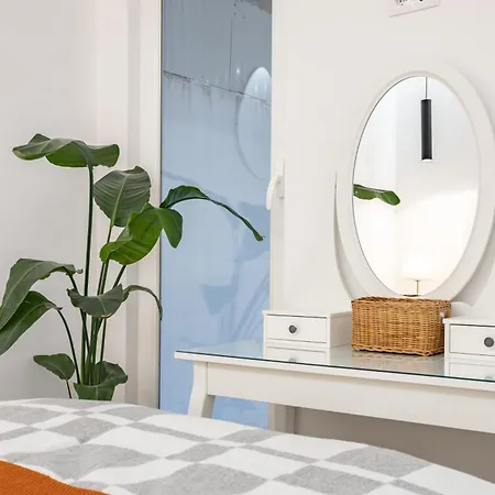 Modern 4 Bedroom Haven Sleeps 10 Apartamento Lisboa