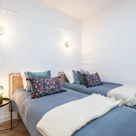 Modern 4 Bedroom Haven Sleeps 10 Apartamento