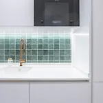 Modern 4 Bedroom Haven Sleeps 10 Lägenhet Lisboa