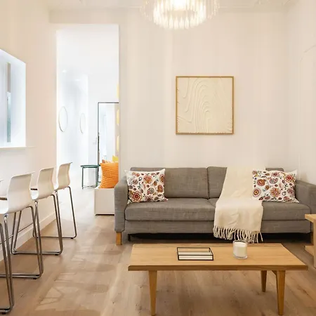Apartamento Modern Haven 4 Bedrooms Sleeps 10 Lisboa